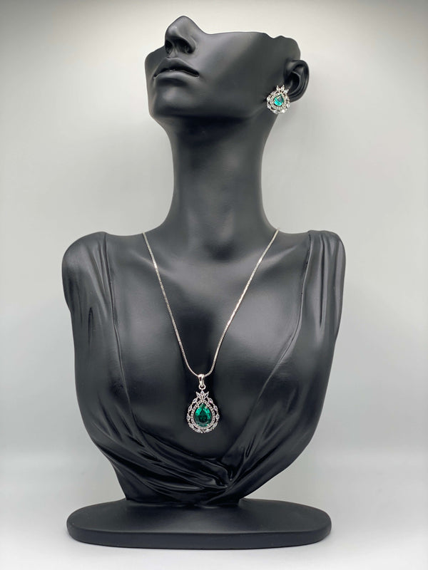 Rang B Necklace Collection