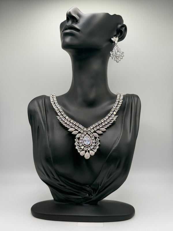 Roya Collection